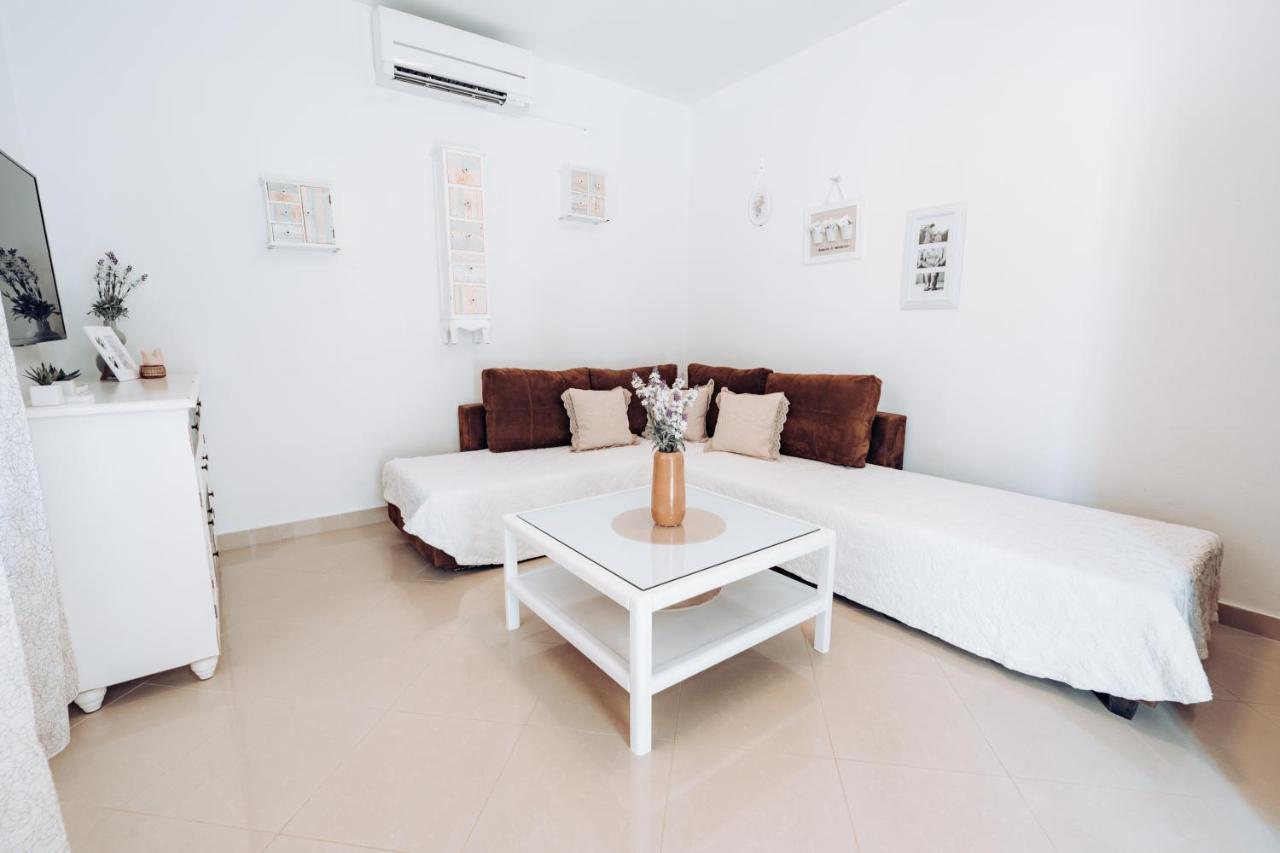 Guest House Sakarun Veli Rat Exterior photo